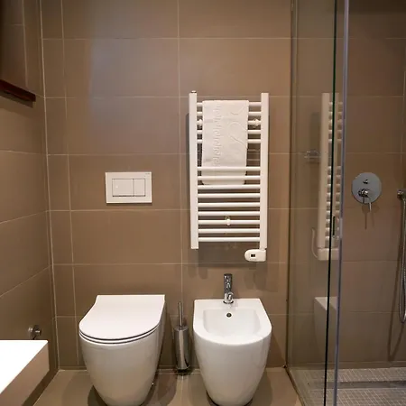 Theatro- Center 4* Tirana