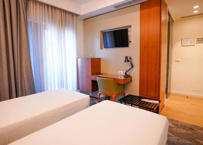 Hotel Theatro- Center 4*