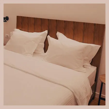 Theatro- Center فندق