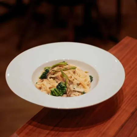 Theatro- Center فندق 4*