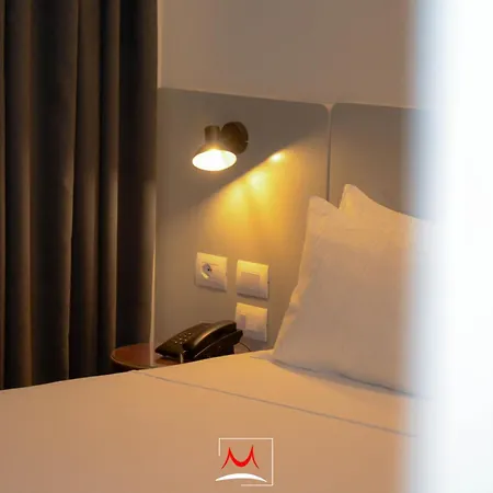 Hotel Theatro- Center
