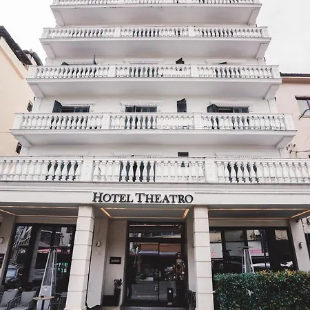 Hotel Theatro- Center Tirana