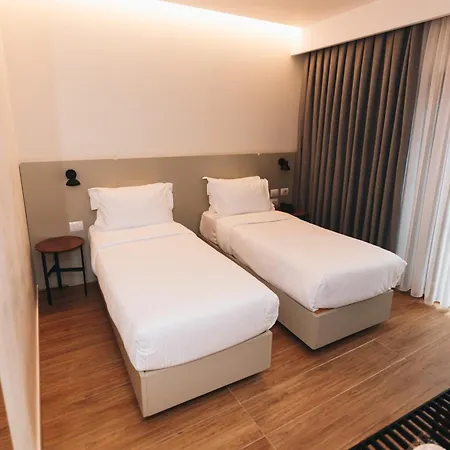 Theatro- Center 4*