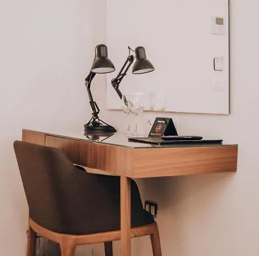 Theatro- Center 4* Tirana