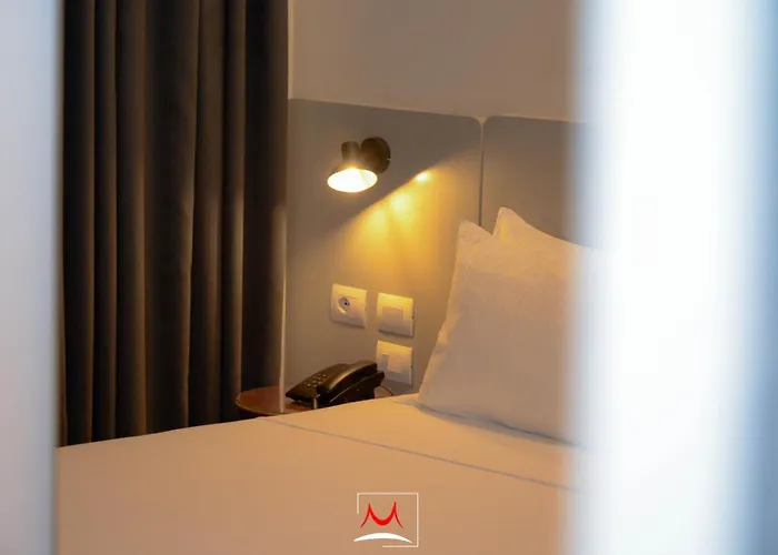 Hotel Theatro- Center