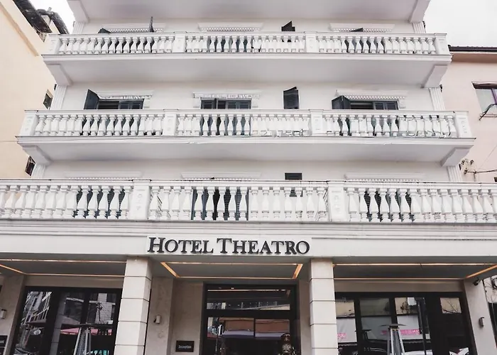 Отель Theatro- Center Тирана