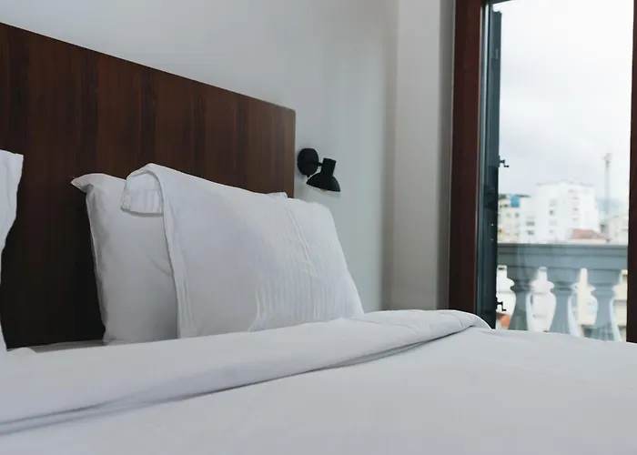 Theatro- Center Тирана